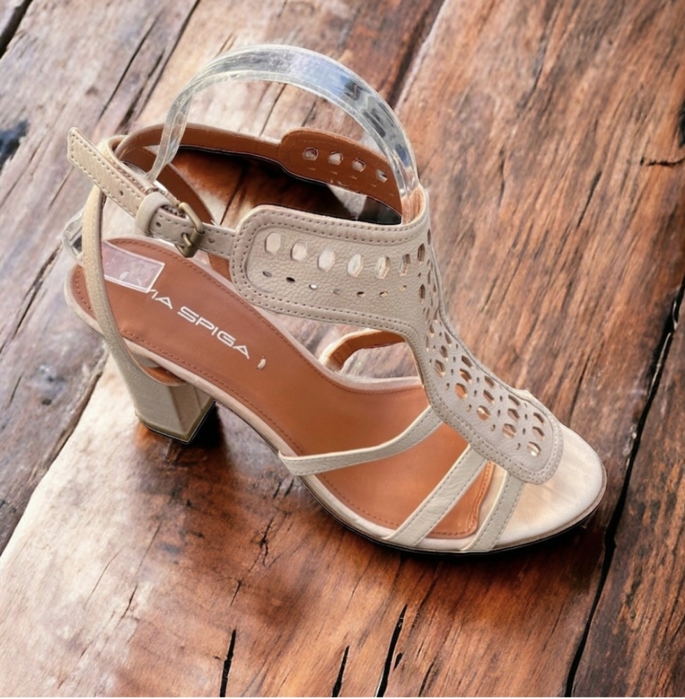 Via Spiga blush beige suede strappy open toe chunky heel shoe 8